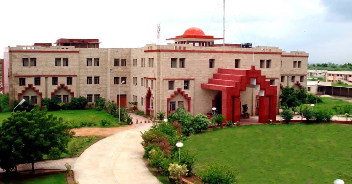 Sangam University, School of Engineering and Technology-image