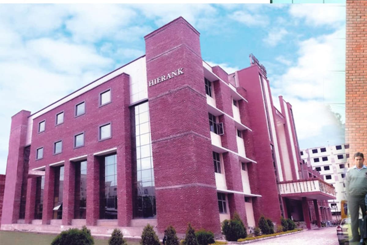 Hierank Business School powered by Sunstone-gallery-image-4