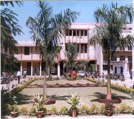 Saifia College of Law-image