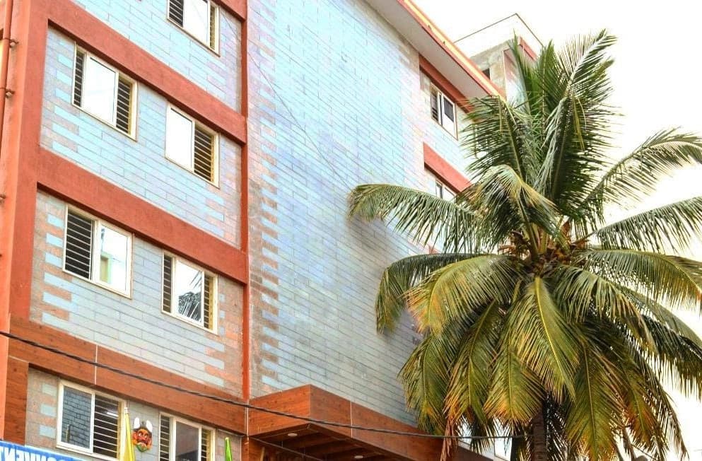 HMR DEGREE COLLEGE-image