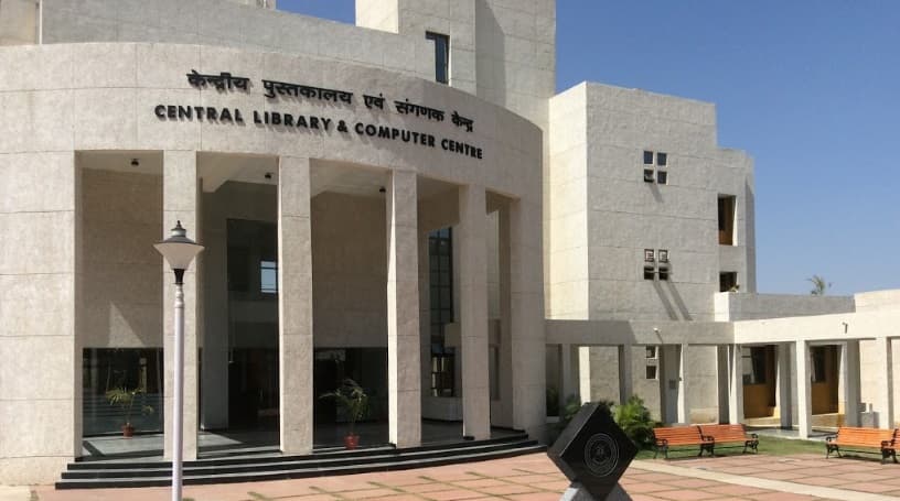 Indian Institute of Science Education and Research Bhopal-image