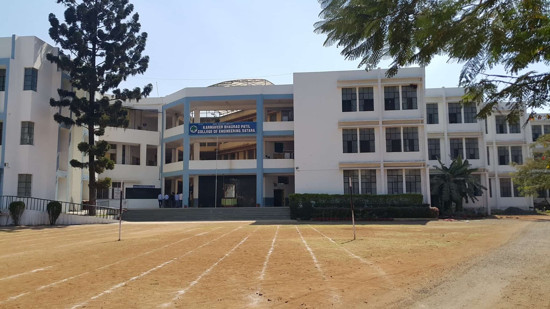 Karmaveer Bhaurao Patil College-image