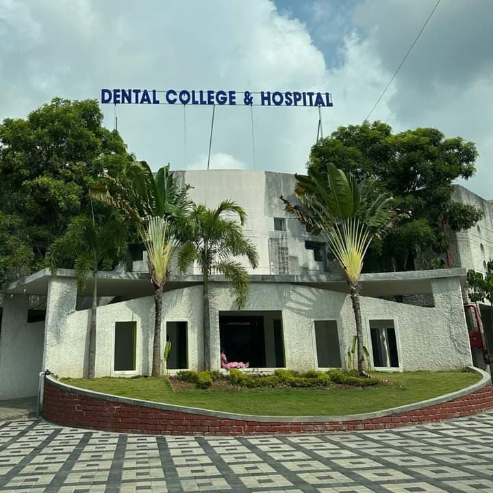 Shri Yashwantrao Chavan Memorial Medical & Rural Development Foundation's Dental College-gallery-image-1