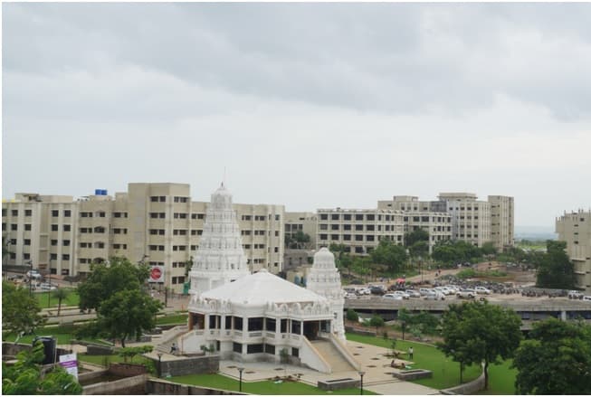 NKP SALVE INSTITUTE OF MEDICAL SCIENCES & RC & LATA MANGESHKAR HOSPITAL Nagpur-image