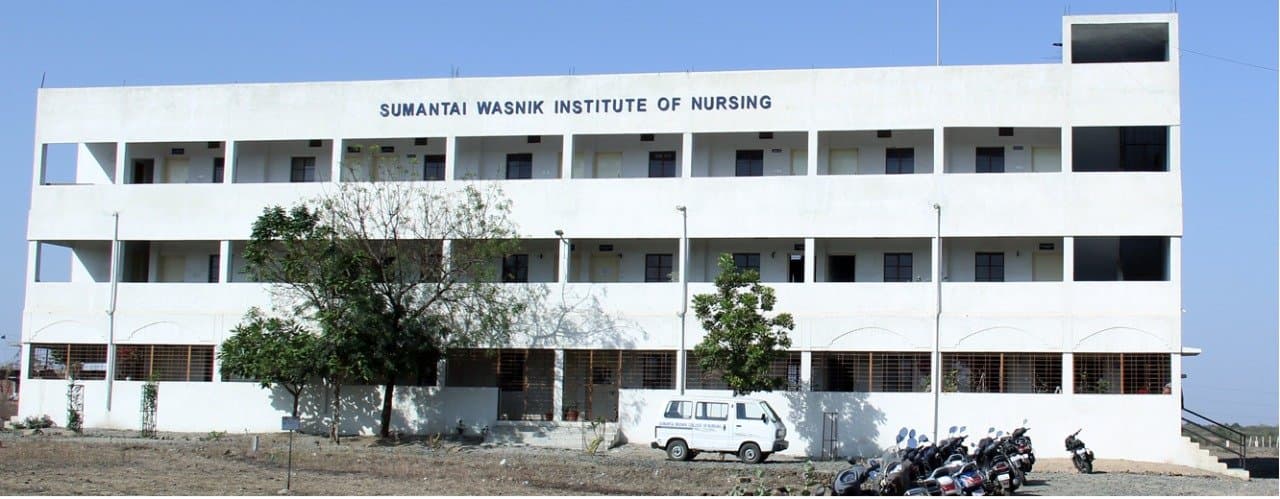 Sumantai Wasnik College of Nursing-logo