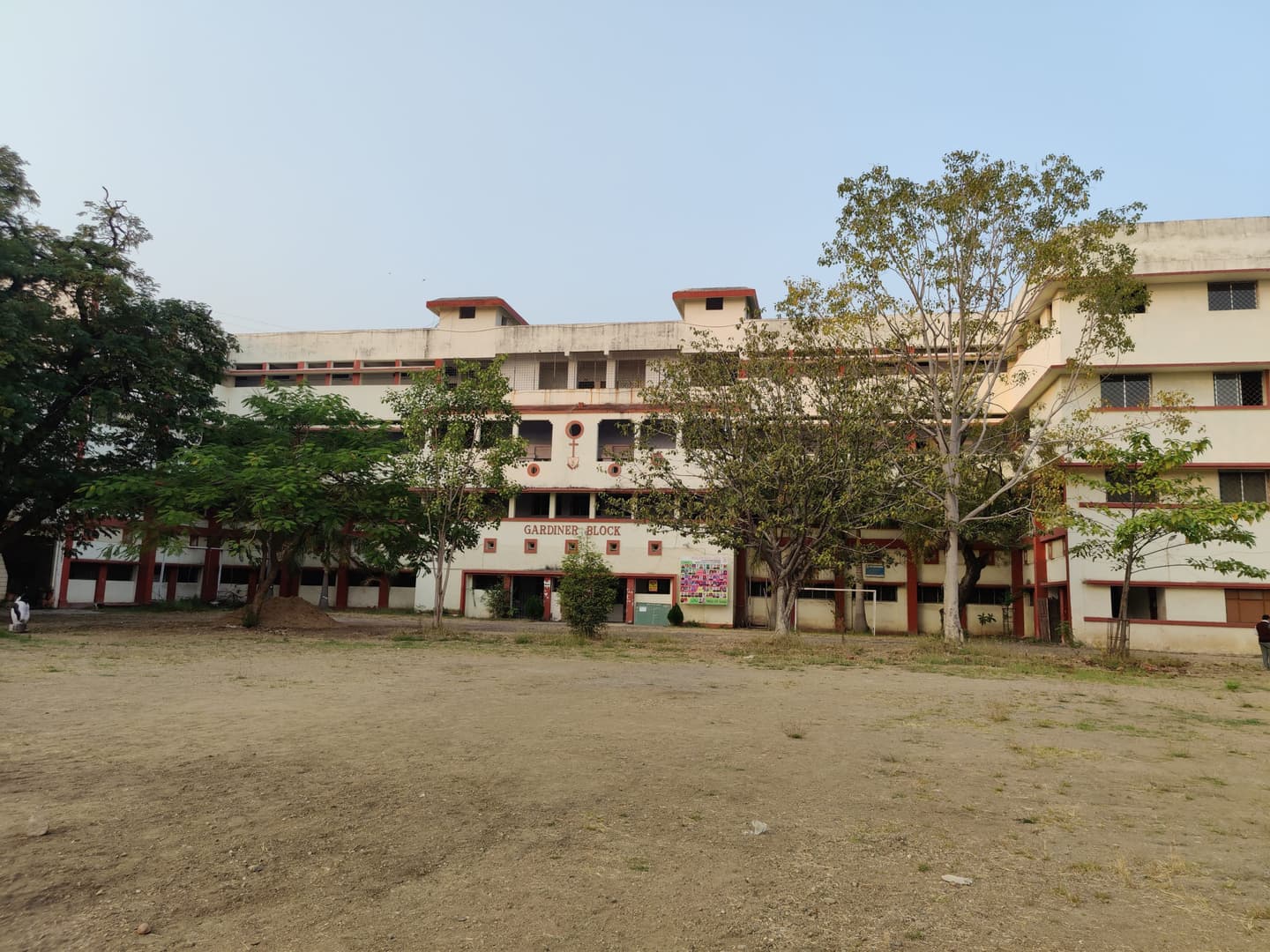 Hislop College-image