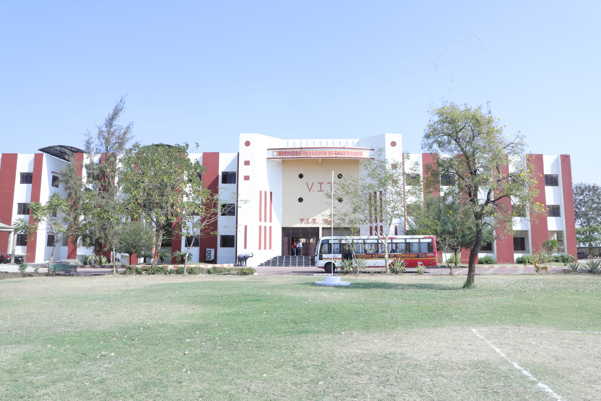 VIT Nagpur-image