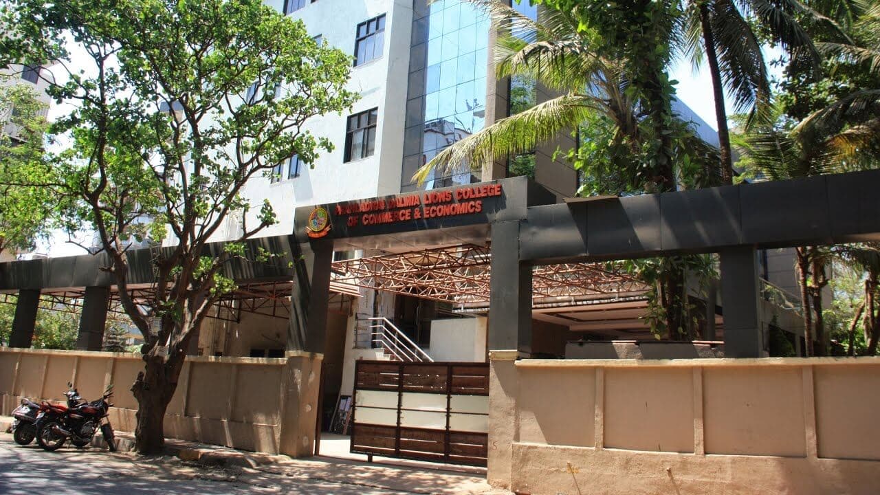 Dalmia College-image