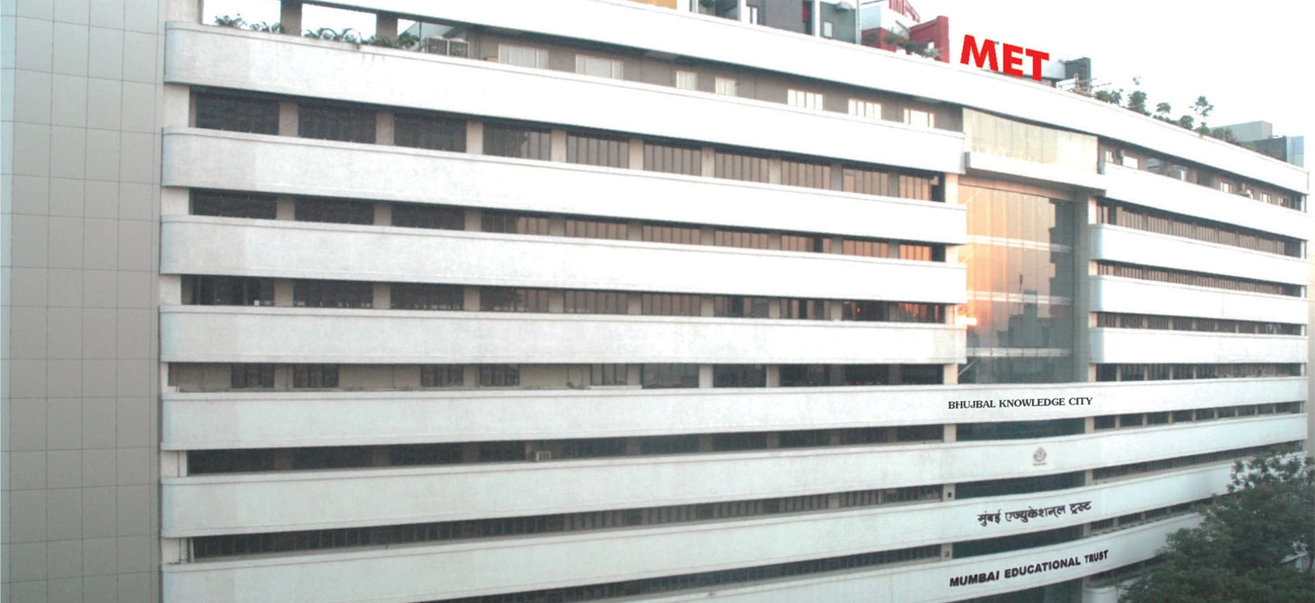 MET Institute of Management-image