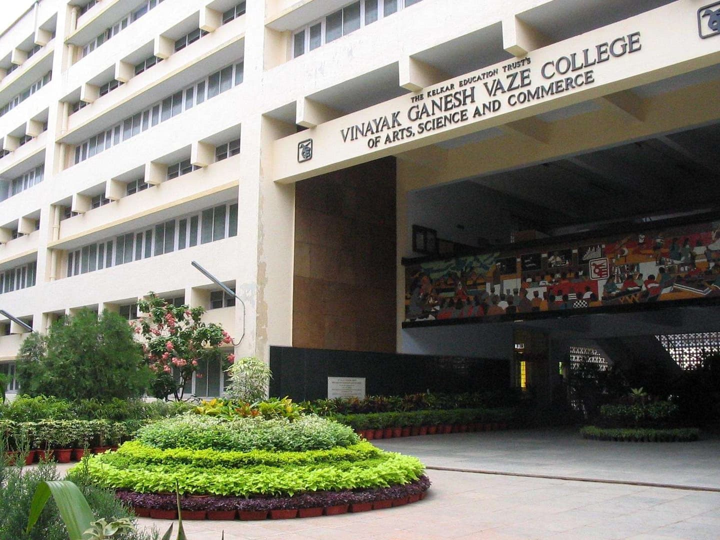 Kelkar Education Trust's V.G. Vaze College of Arts Science and Commerce-image