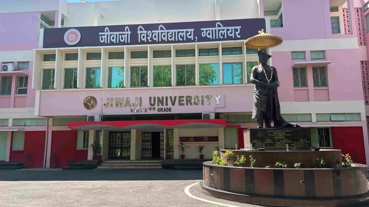 Jiwaji University campus