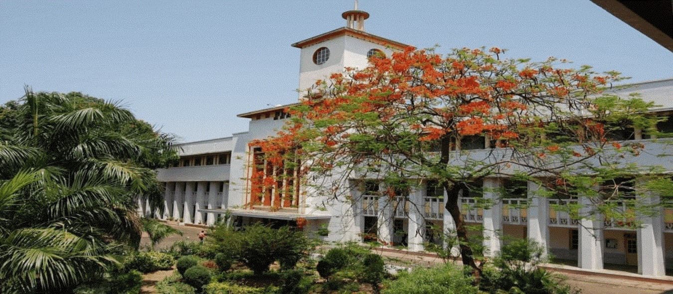 N.E.S. Science College-image