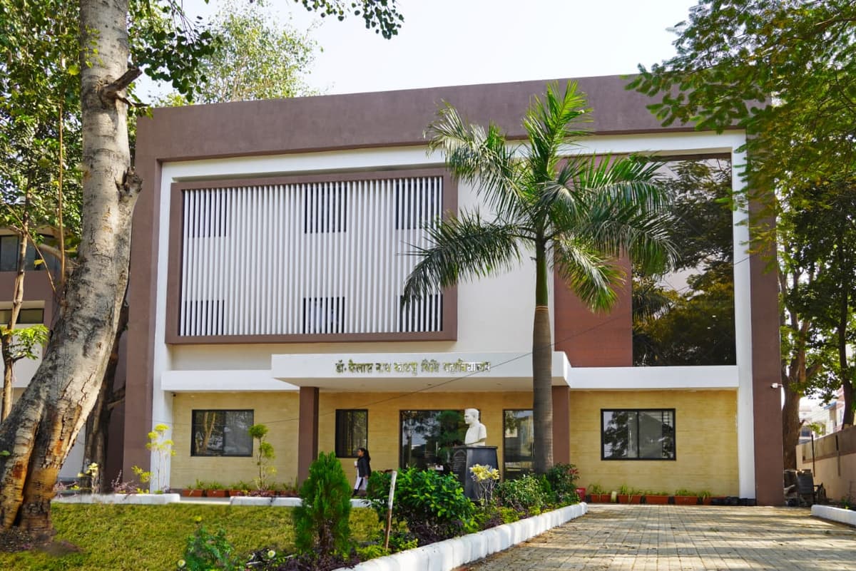 Dr.K.N. Kataju Law College-gallery-image-4