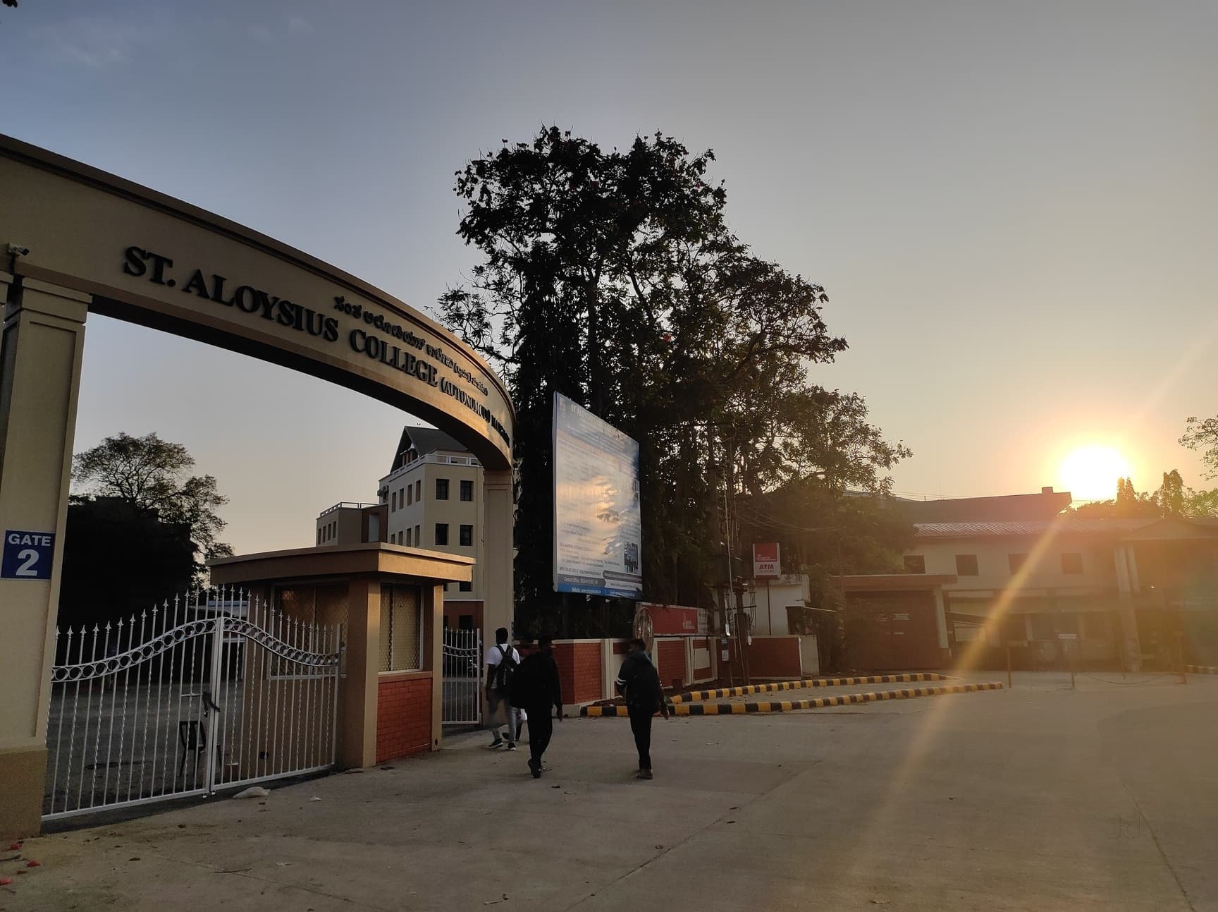 St. Aloysuis Evening College-image