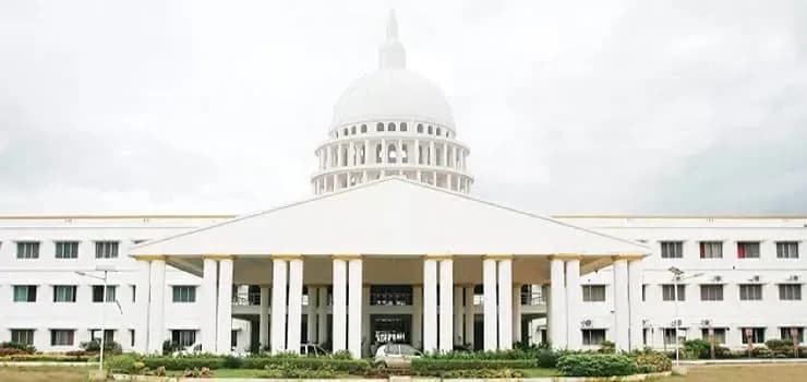 Aarupadai Veedu Medical College-image