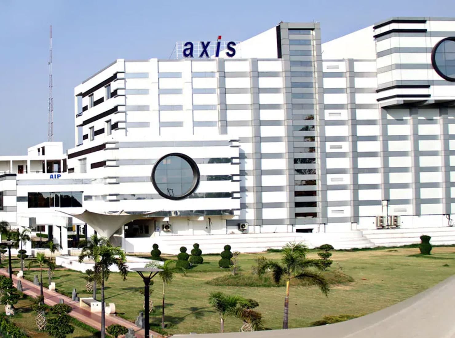 Axis Institute of Higher Education-image
