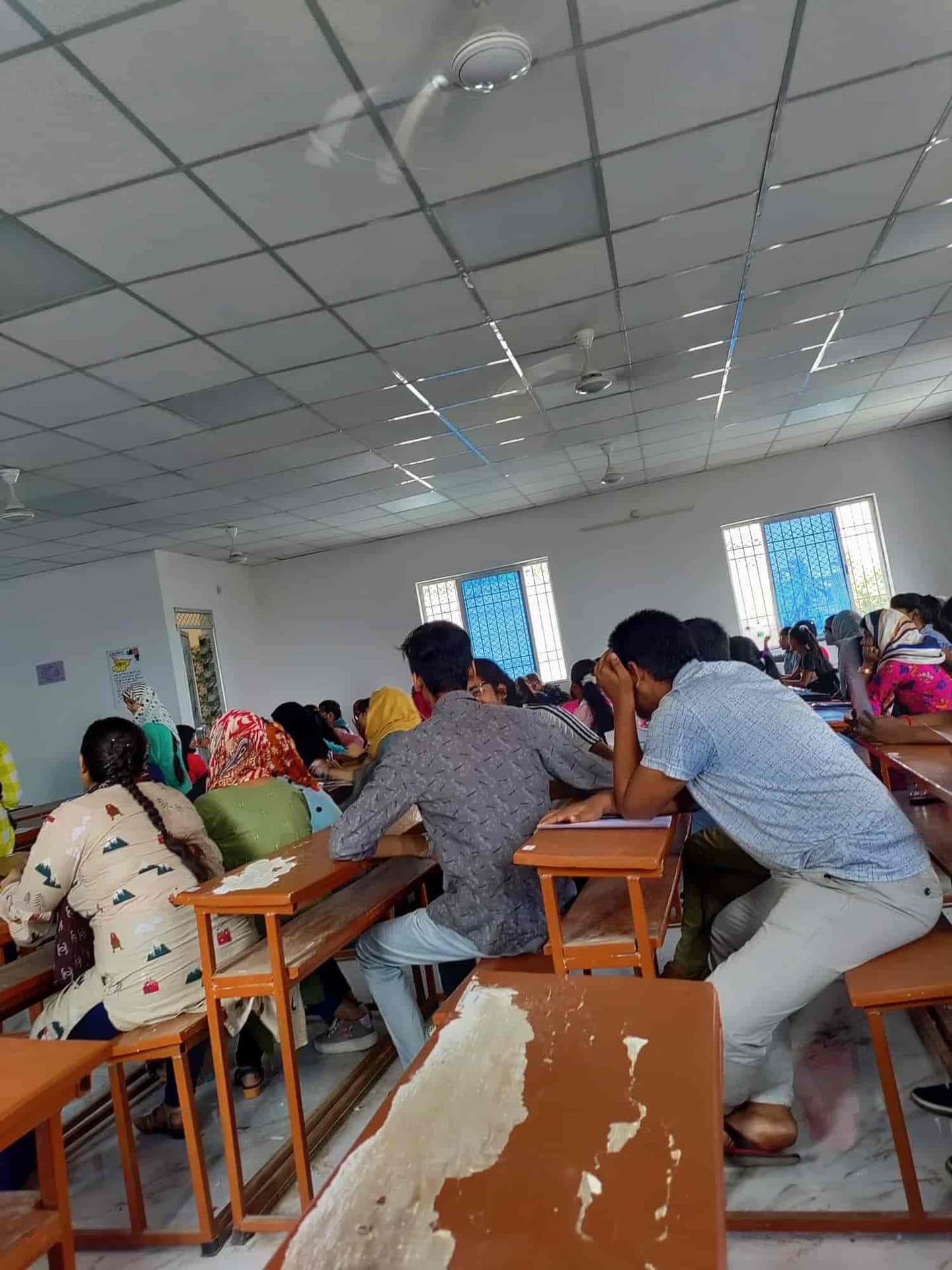 Sri Guru Gobind Singh College-image