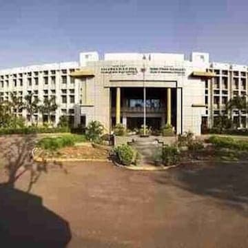 BLDEA's V.P. Dr.P.G.Halakatti College of Engineering & Technology campus