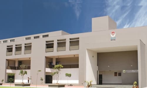 Manikaka Topawala Institute of Nursing-image