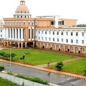 GEC Gudlavalleru-gallery-image-0