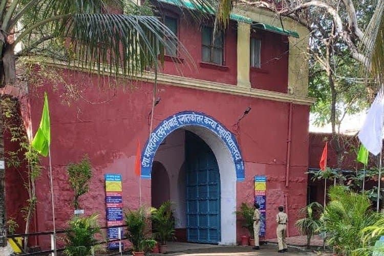 Government Maharani Laxmi Bai Girls PG College-image
