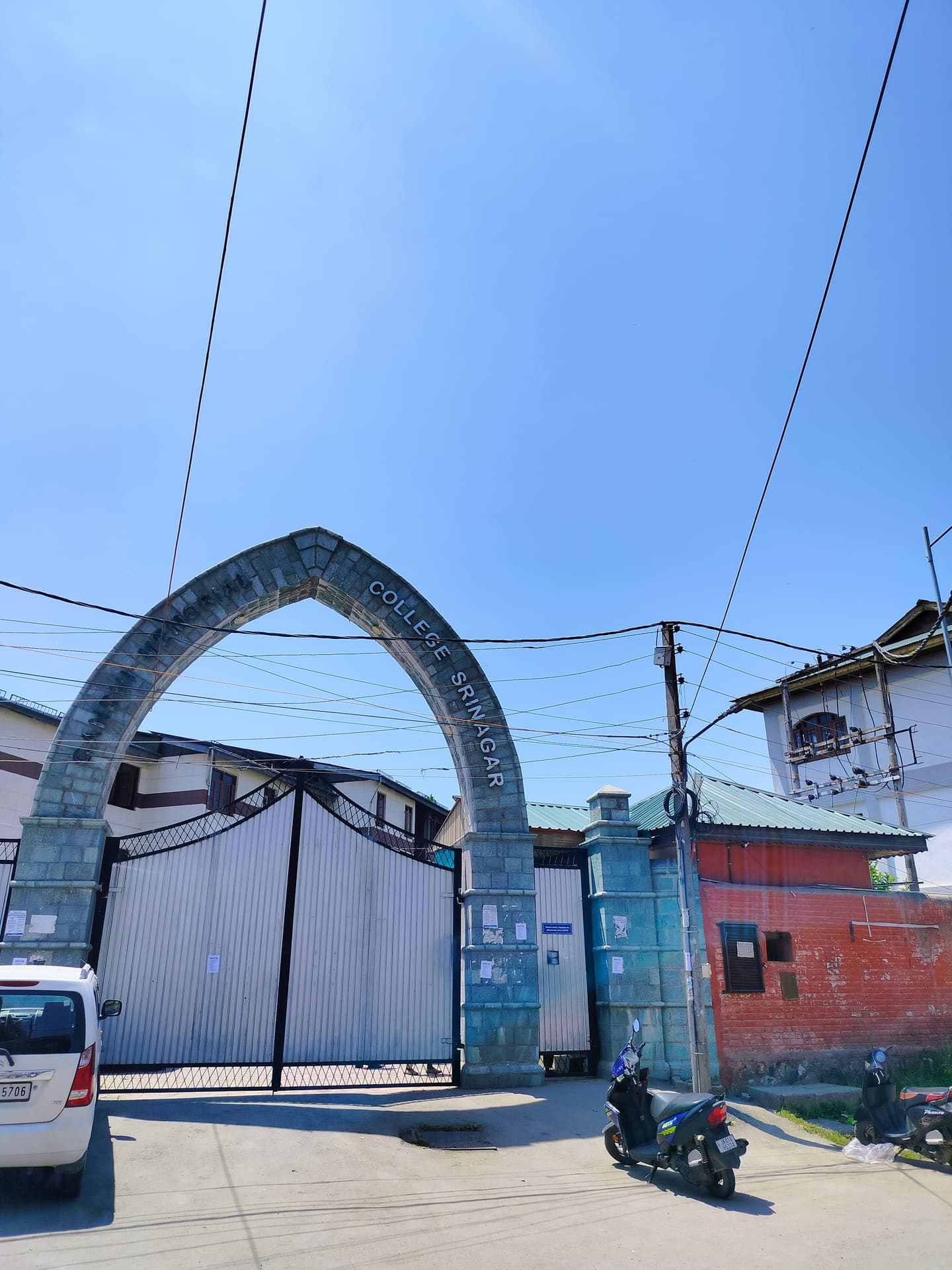 Gandhi Memorial College-image