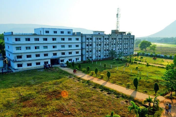 Yalamarty Pharmacy College-image