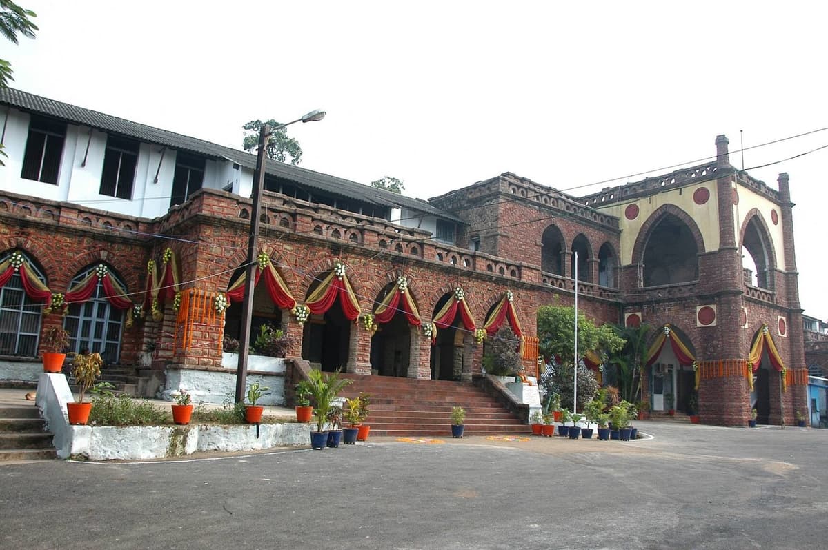 AVN College-gallery-image-2