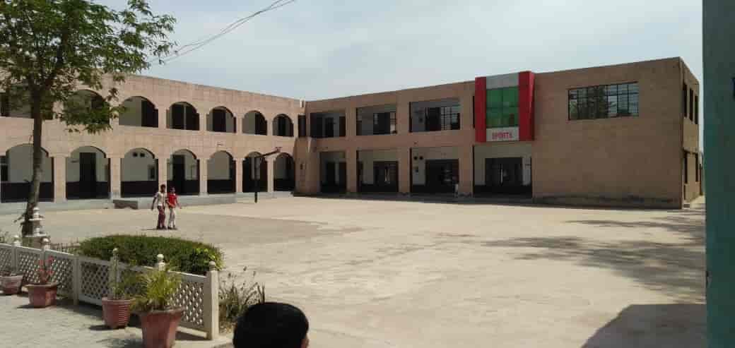 IP College of Education-image