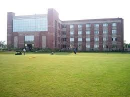 Rawal Institute of Engineering and Technology-image