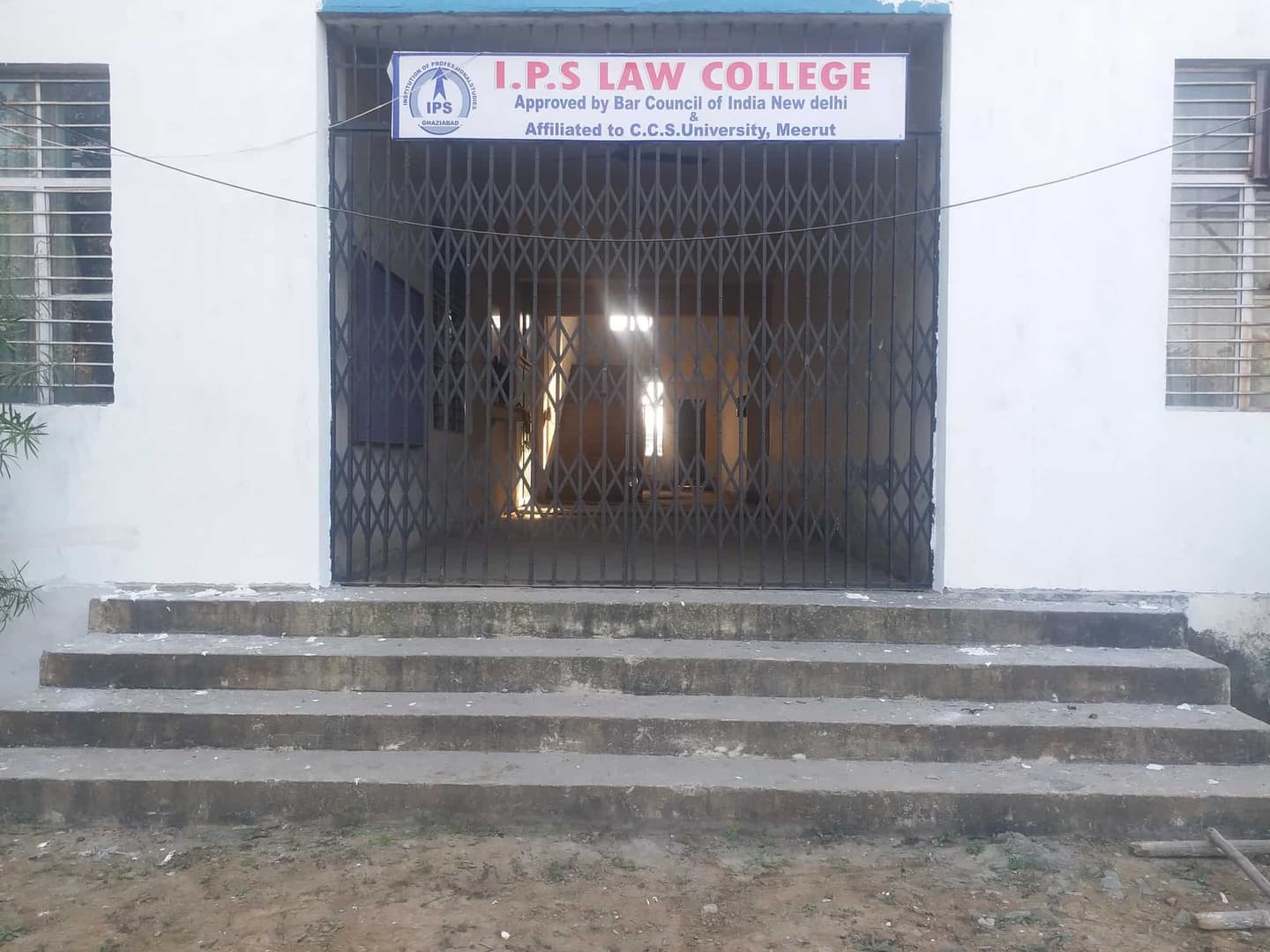 Institute of Professional Studies-image