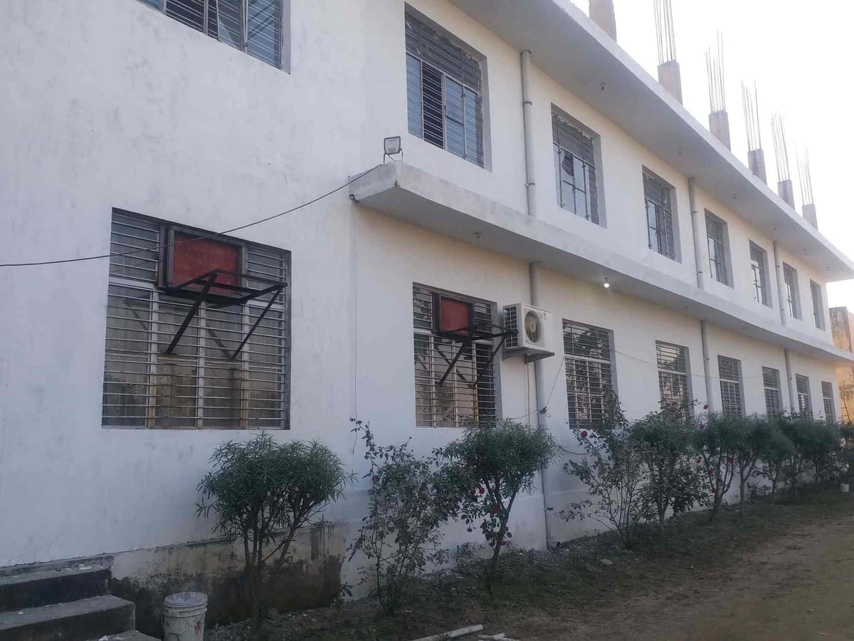 IPS Ghaziabad-gallery-image-4