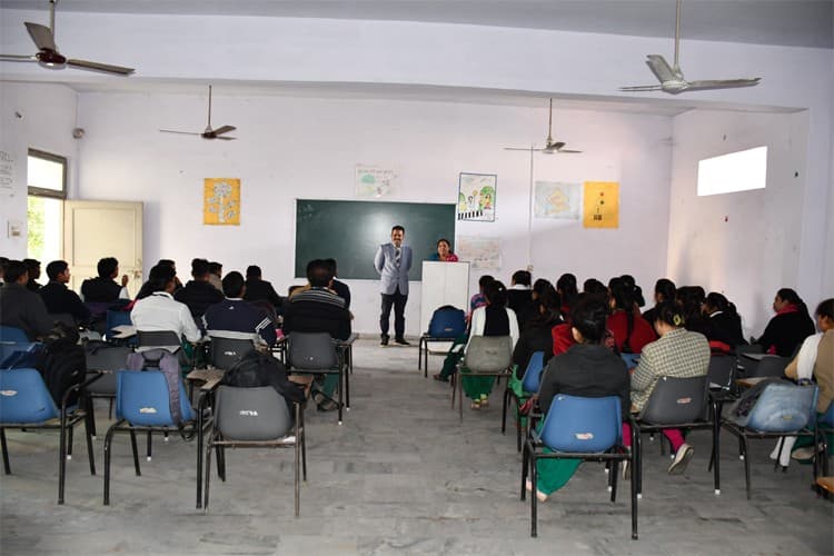 Dr Shadi Lal College of Education-image