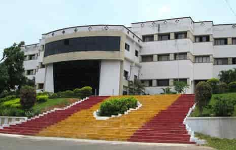 Maharajah's Institute of Medical Sciences-image