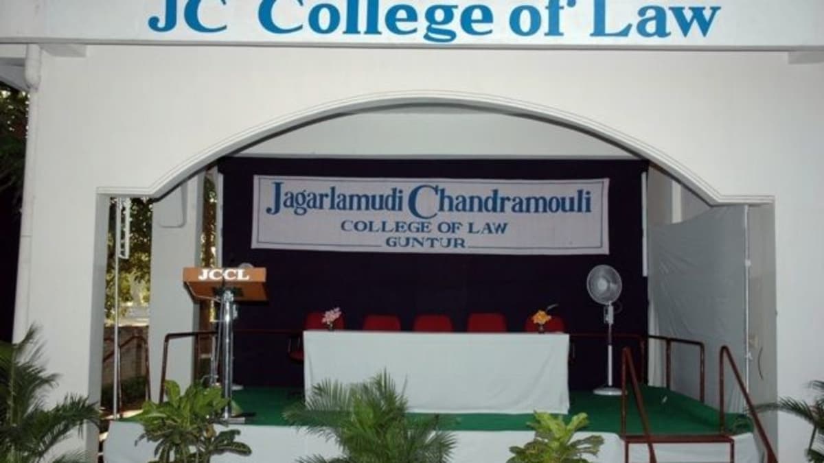 J.M.C. College of Law-gallery-image-3