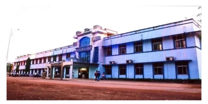 Shri Narayan Prasad Awasthi Government Ayurved College-image