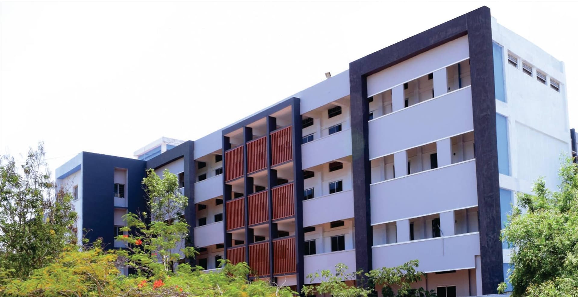 Karpagam Institute of Technology-image