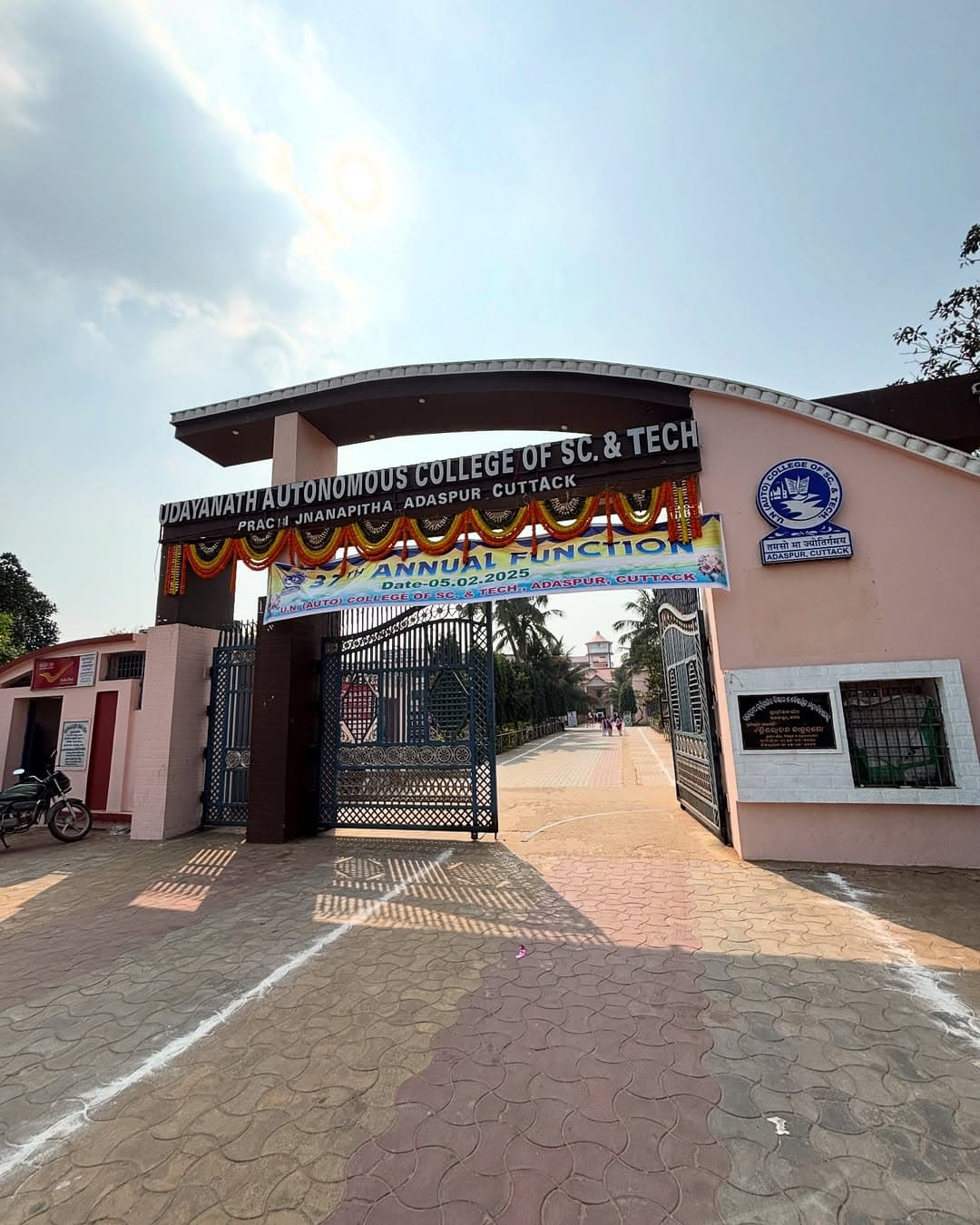 UNAC-gallery-image-2