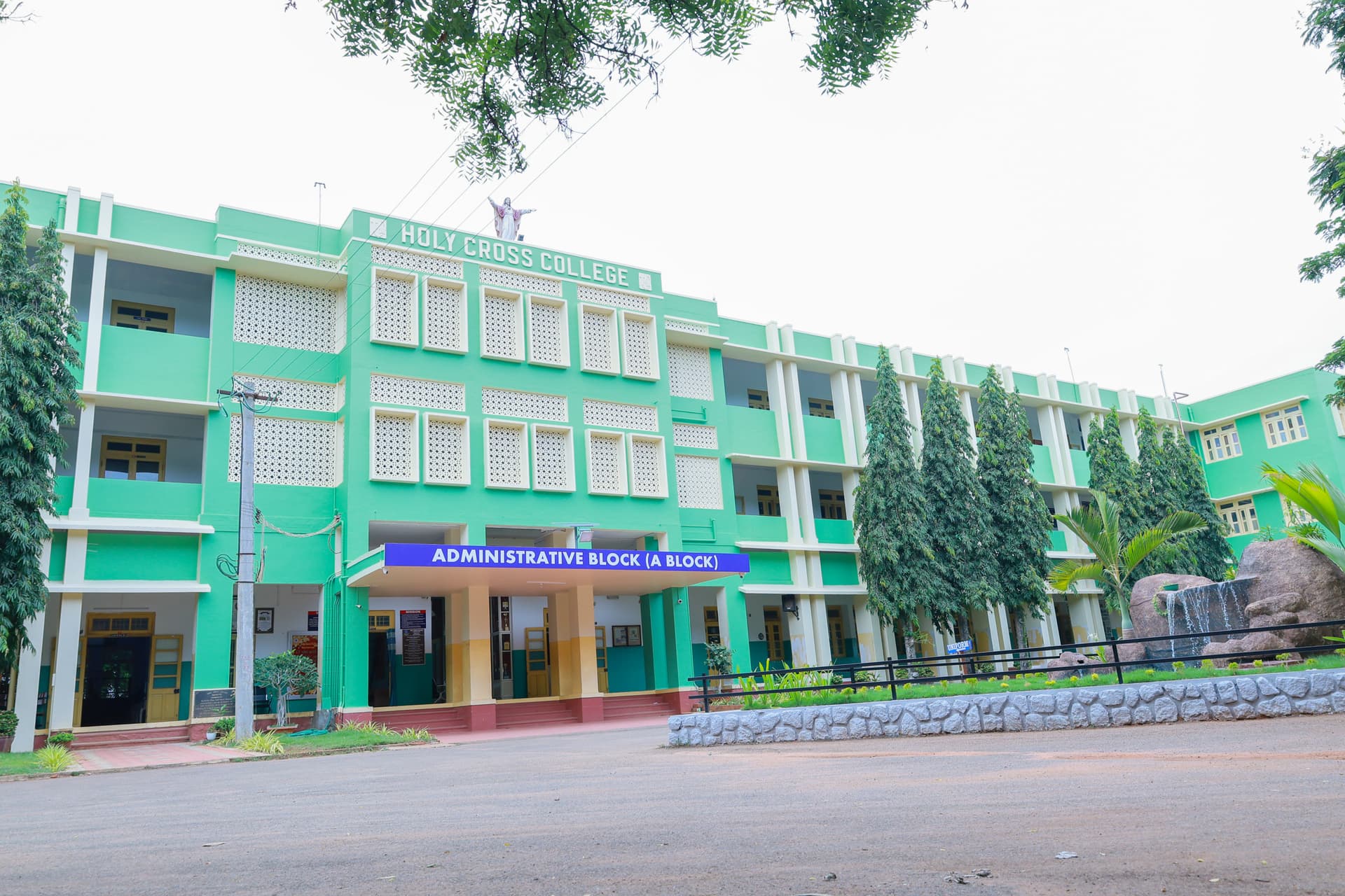 Holy Cross College, Nagercoil-image