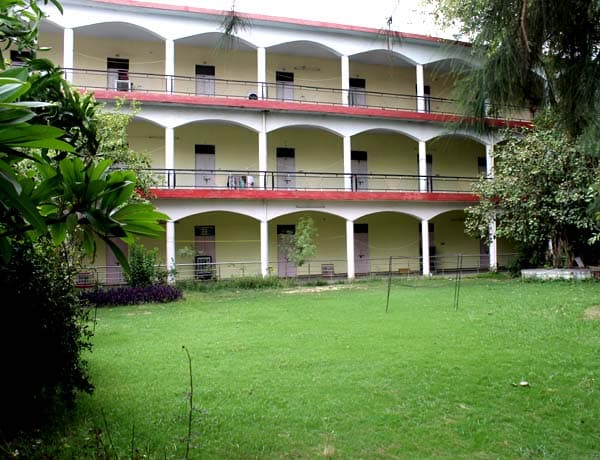 Chandra Dental College & Hospital-image