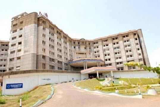 Pariyaram Dental College-gallery-image-1