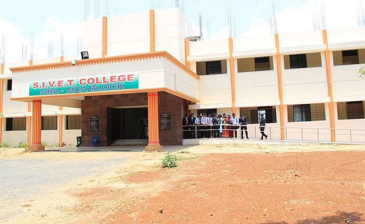 South Indian Vaaniar Educational Trust College-image