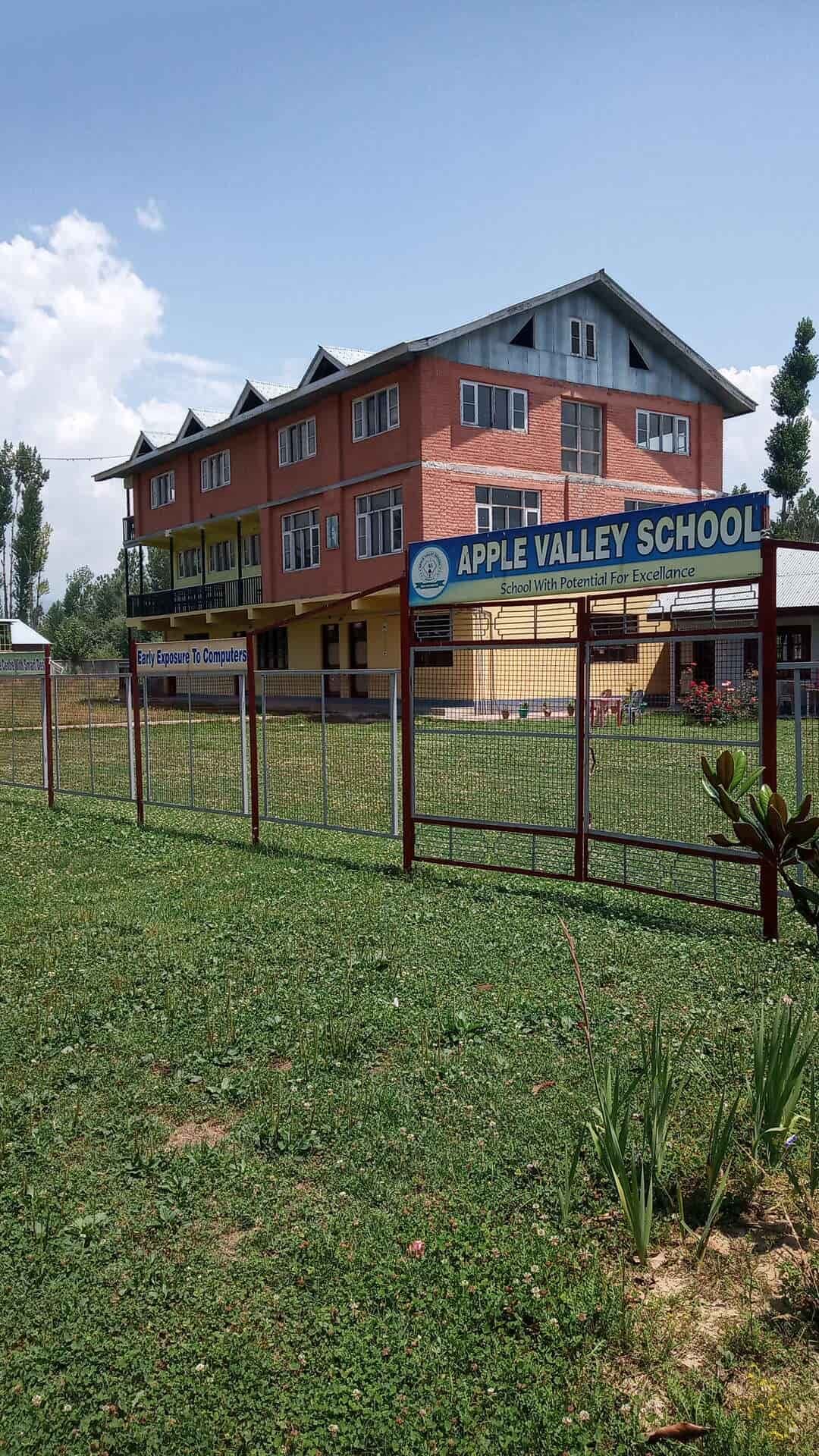 RehmateAalam Institute of Education-image