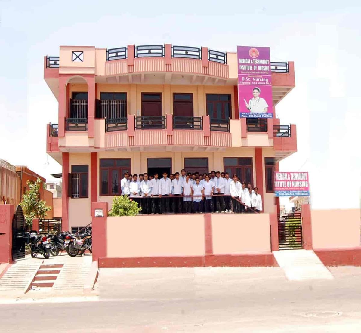 Medical & Technology Institute of Nursing-gallery-image-4