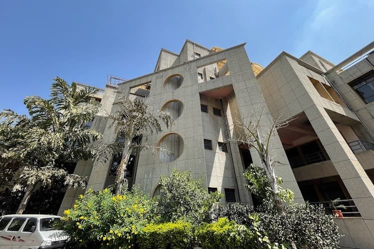 National Institute of Fashion Technology, Gandhinagar-image