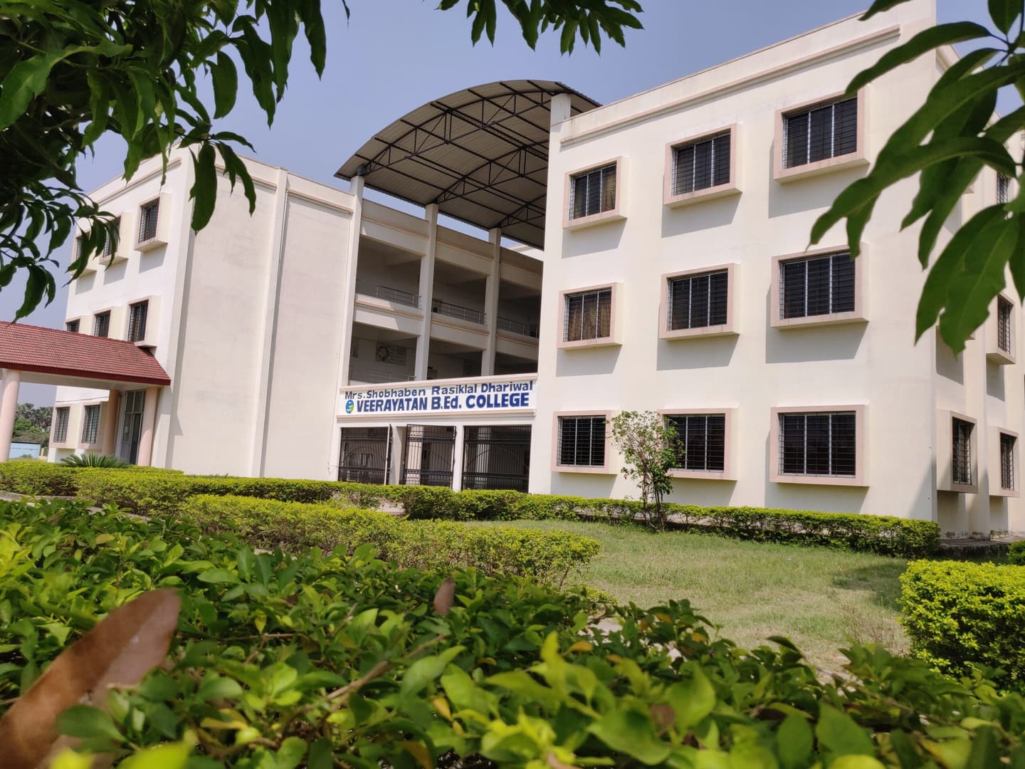 Veerayatan BEd College-image
