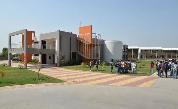 Neotech Technical Campus-gallery-image-4