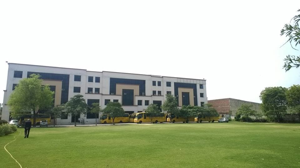 HMR Institute of Technology & Management-image