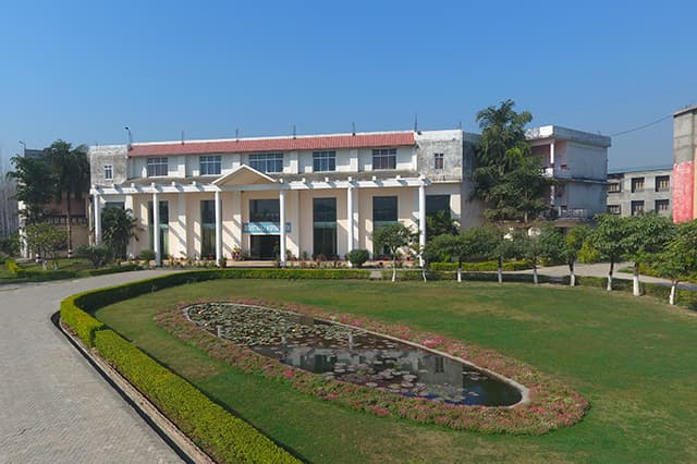Devsthali Vidyapeeth-image