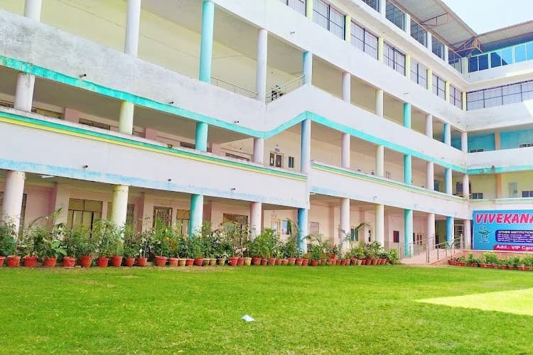 Vivekanand College of Pharmacy-image